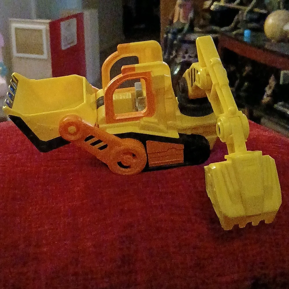 PAW PATROL CONSTRUCTION TRUCK WITH DOZER